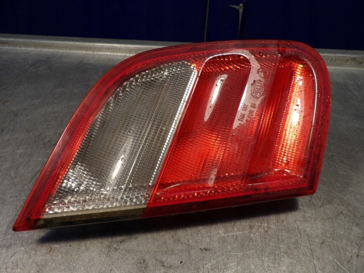 LICHT TL HECKKLAPPE KOFFERRAUMDECKEL MERCEDES CLK 230 2088200564