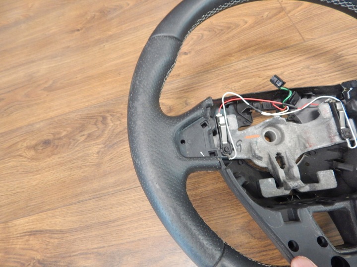 Steering wheel Renault Laguna III GT original leather 10