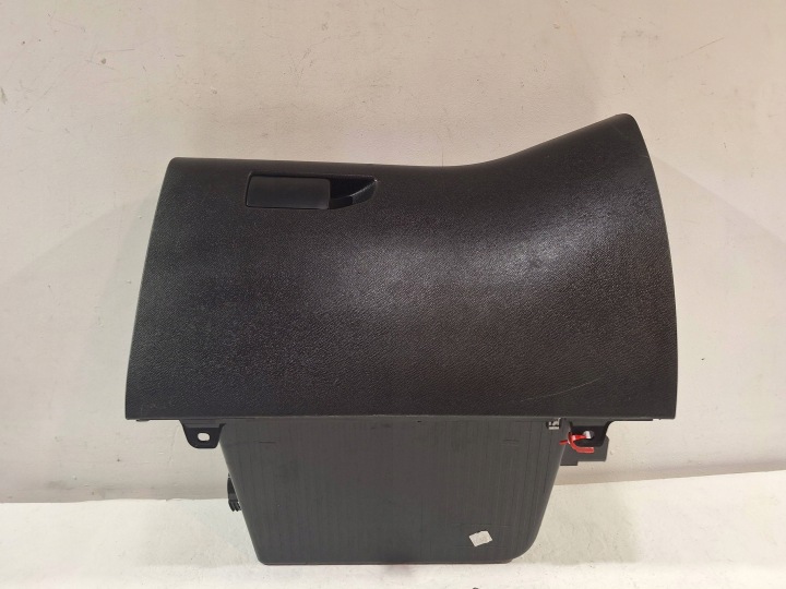 skrinka spolujazdca spolujazdca prístrojovky 9677995177 PEUGEOT 308 II 13
