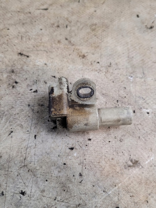 Capteur position arbre cames OE 9661135980 CITROEN BERLINGO et LIFT 1.6HDI