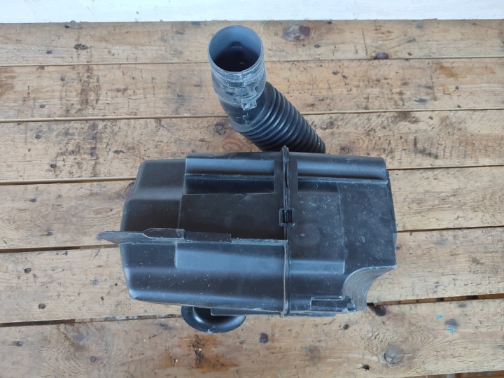 Peugeot 206 cső cső, csővezeték tömlő rezonator levegő 9656465480