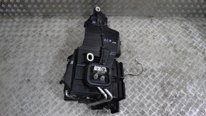 IDEAL heater KPL.front MERCEDES CLA W117 1