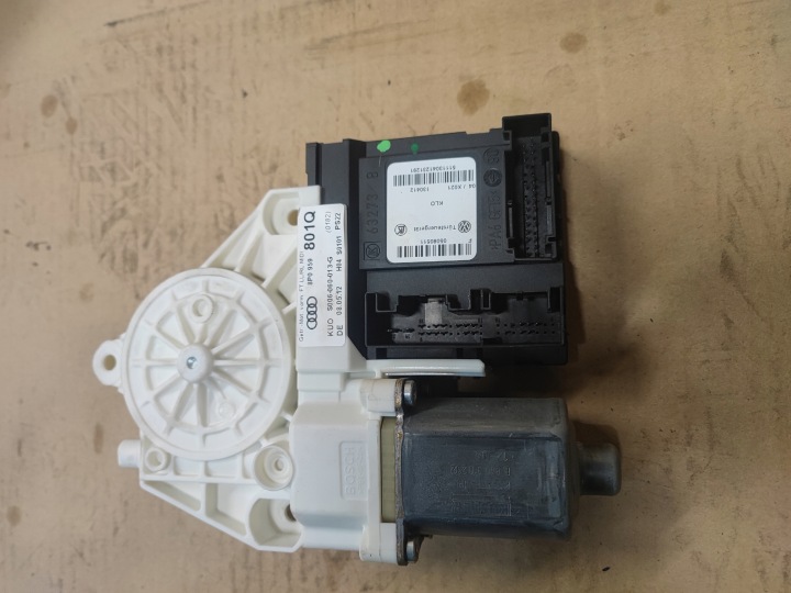 AUDI A3 8P LIFT Motorino PODNOSNIKA VETRO finestrini sinistra Anteriore 8P0959801Q