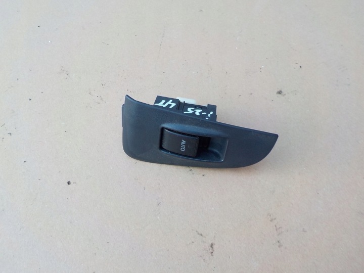 switch windows left rear part toyota avensis T25
