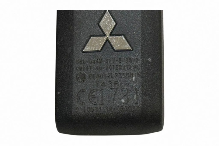 KEY KEY PILOT KEYSS MITSUBISHI G8D-644M ID:46 PCF7952 7
