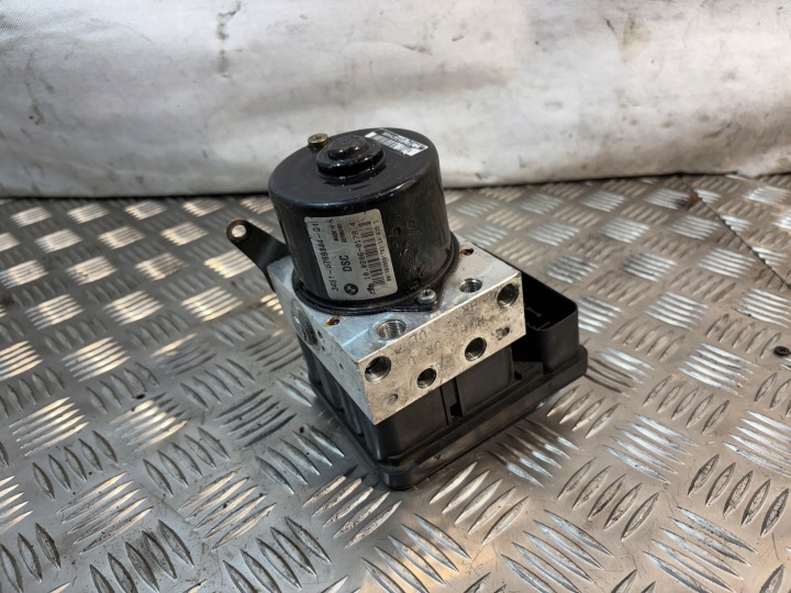 pump ABS BMW E91 lift 2,0B N43B20A 6787837 6769844