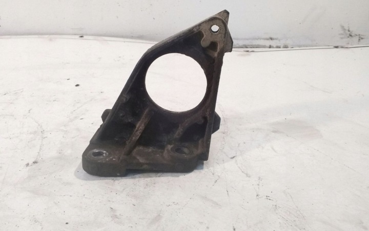 Support de roulement de l'arbre de support Nissan Primera 820018754 5