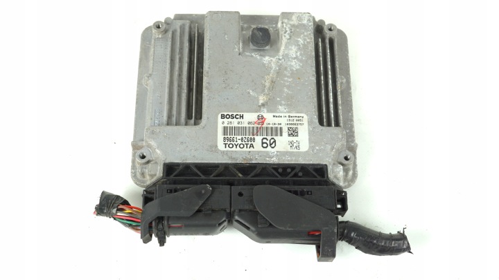 Computer TOYOTA AURIS II 2 COROLLA 1.4 D D4D 0281031062 60 89661-0Z600