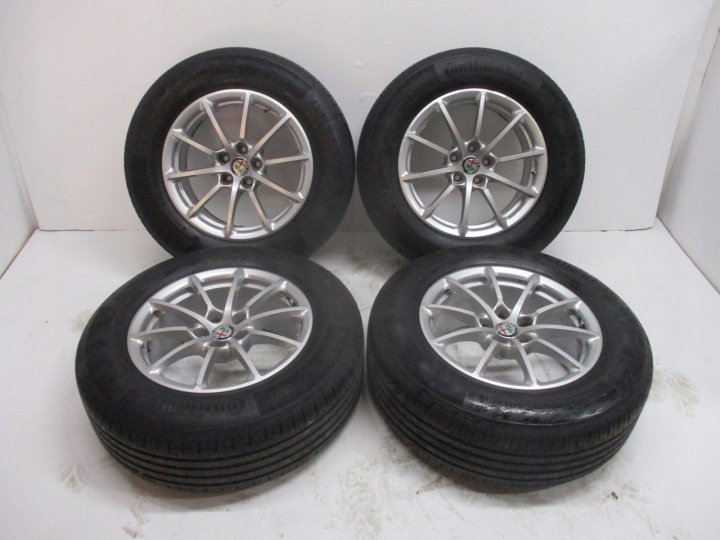 Reifen Räder felgen Reifen ALFA ROMEO STELVIO R17 5MM