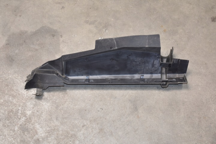 IDEALNA cover spoiler under the window left AUDI Q8 1
