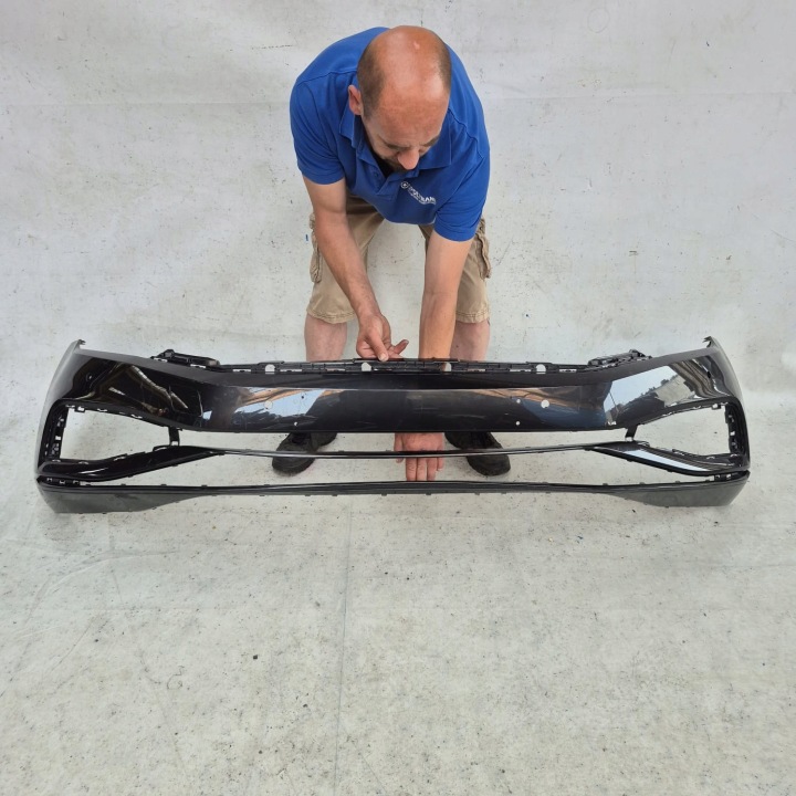 VW PASSAT B8 LIFT 19-23 Stoßstange vorne vorne PDC