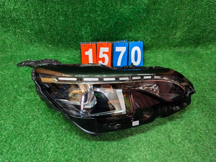 REFLEKTOR right front PEUGEOT 3008 II 5008 II 16- FULL LED NR.R1570