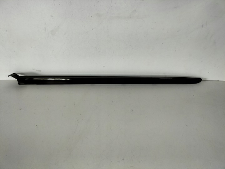 LEISTE SCHUTZLEISTE FENSTER PRZEDNIEJ CZOLOWEJ LINKS PEUGEOT 3008 5008 II 16
