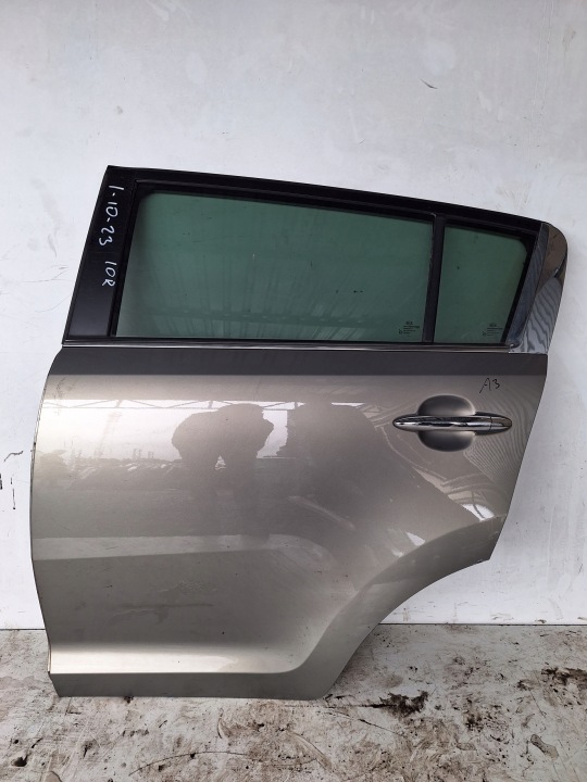 KIA SPORTAGE III 10-18 PORTA Portiera sinistro posteriore A3