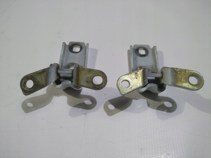 Cerniere Cerniera PORTA Portiera Destra sinistra komplet Destra bialy Chevrolet Camaro 2009r
