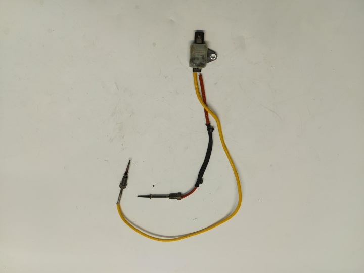 RENAULT Austral E 1.2EH Capteur temperatury Gaz 226580873R