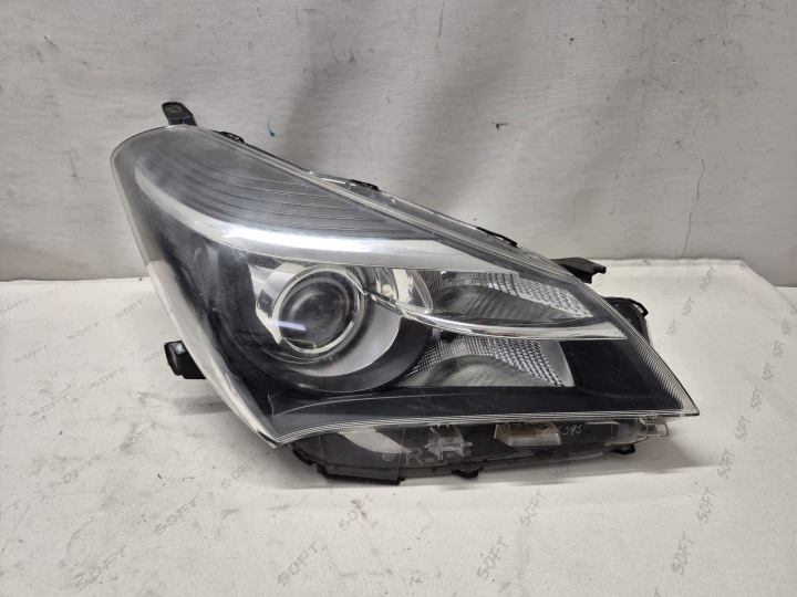 TOYOTA YARIS III LIFT 14- light right front front lens