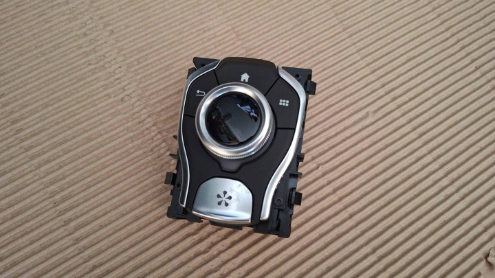 Wielofunkcyjny kontroler dotykowy Renault Espace V (RFC) 253B02906R
