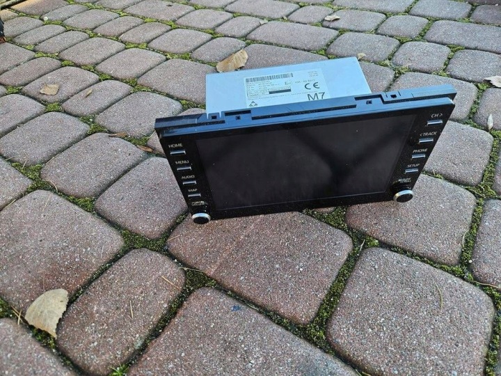 Ekran radio radio navigation Toyota Corolla E210 E21 86140-02D41