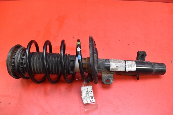 Stoßdämpfer links vorne CITROEN C3 III 1.2 PURETECH 83 KM 20-21