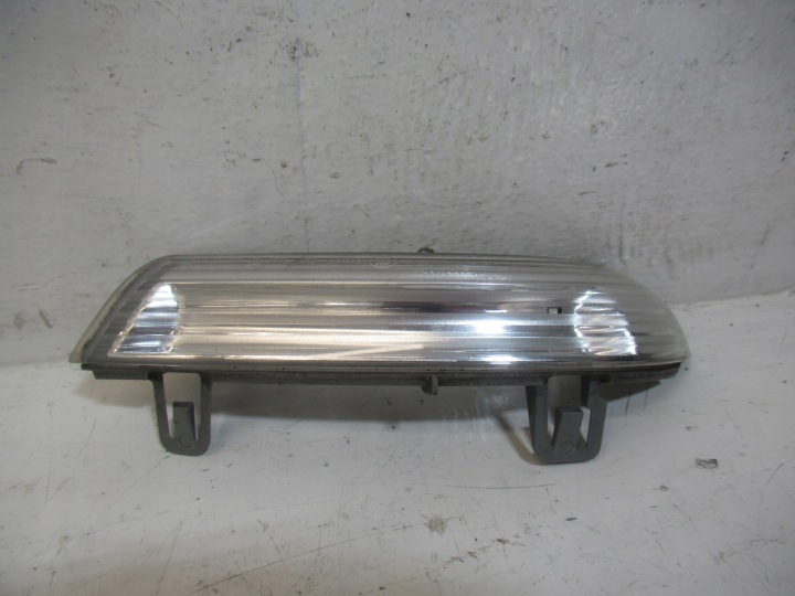 Indicateur de direction Droite Avant VOLKSWAGEN PASSAT B6