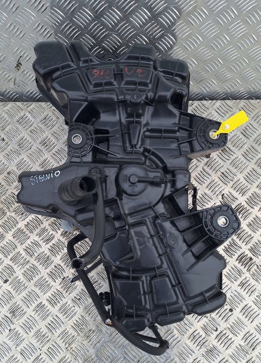 nádržka pumpa ADBLUE 50562998 52129430 ALFA ROMEO STELVIO 2.2D
