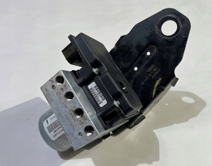 Pompe Unité de contrôle ABS Ford Crown Victoria Lincoln Town Car 2011