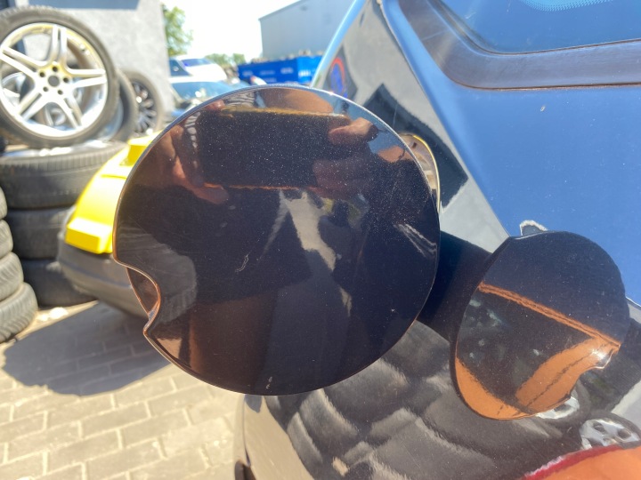 Tankklappe des Kraftstoffsbehälters Citroen C4 04-11 kod lakieru EXL
