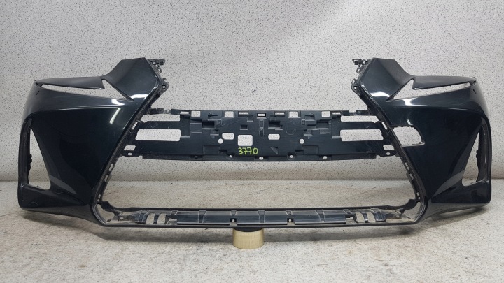 LEXUS IS 200 LIFT 2017 - Stoßstange vorne 3770