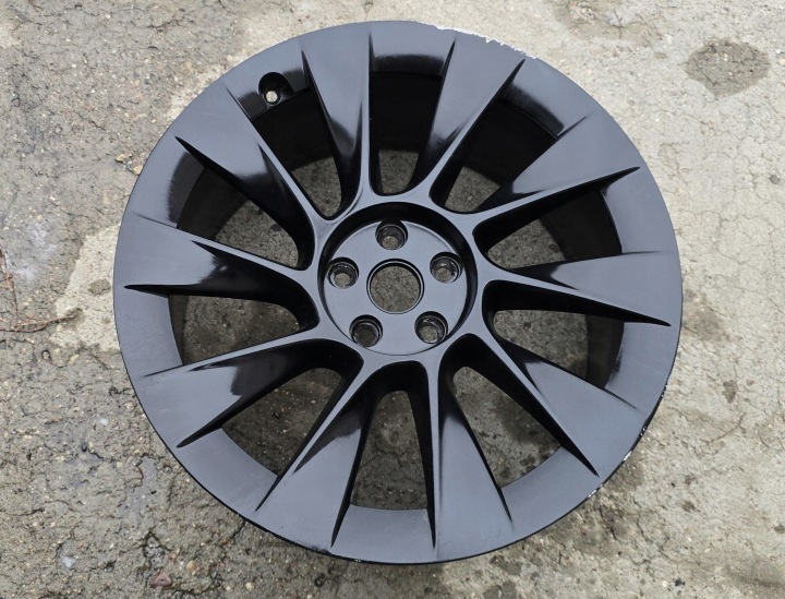 felga TESLA MODEL Y 20 CALI TESLA Y 1188223-00-B
