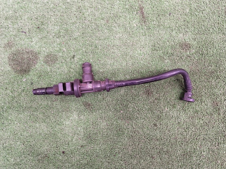 BMW 1 F40 Sensor des Kraftstoffsbehälters 7614013