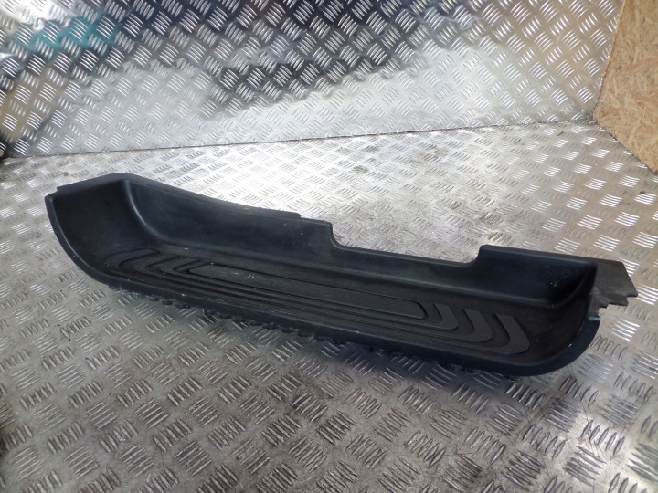 Mercedes Vito W447 cap of the threshold left front Stopien A4476801506