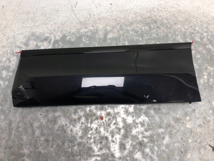 moulding door left rear part R-LINE VW TIGUAN II 5NA854949M
