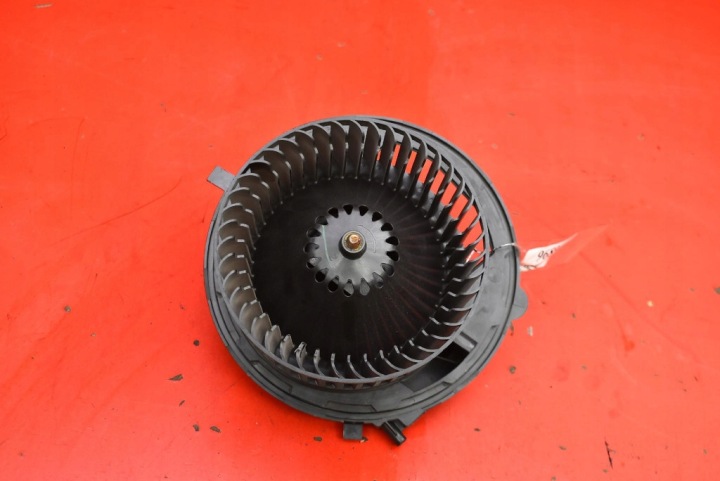 Réchauffement Ventilateur Bouches buses EU 5WB819015 CZ016060-1370 SKODA OCTAVIA 3 III