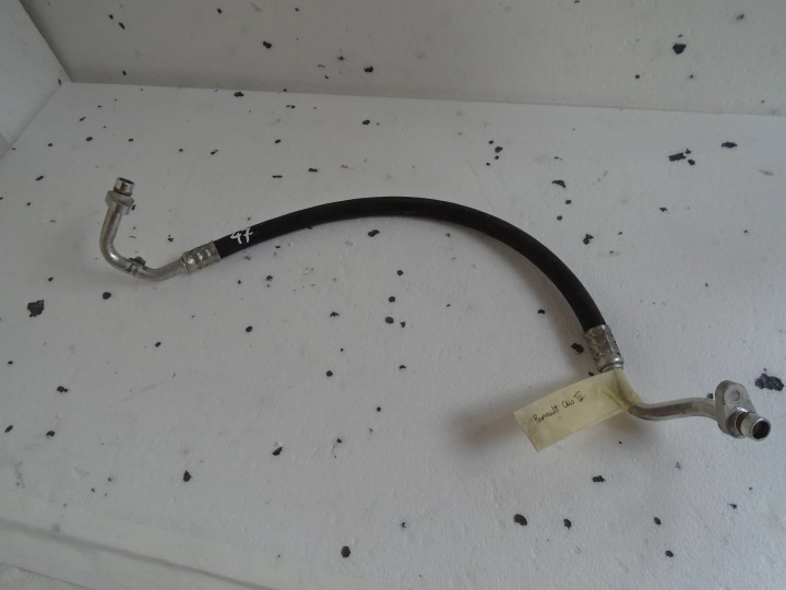 Conduit pieces tuyaux Climatisateur air conditionné Renault Clio IV 2014