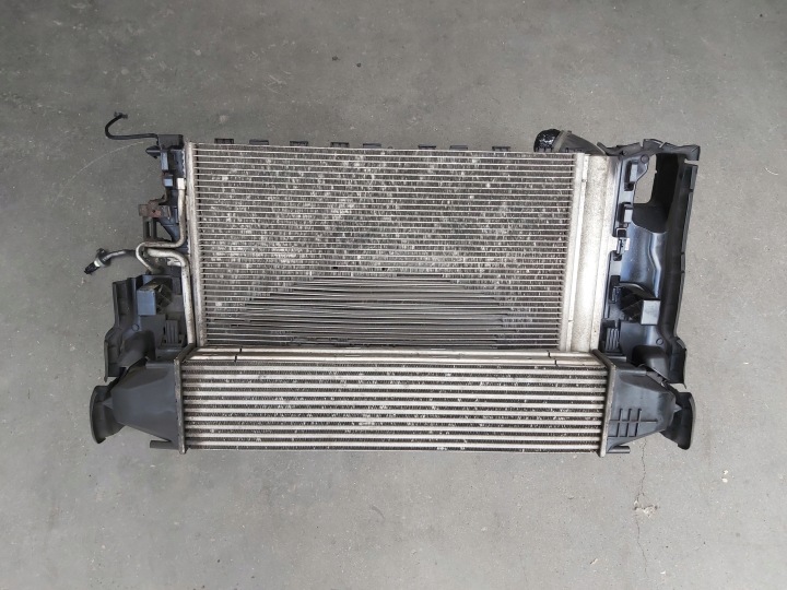 radiator fan KOMPLET VOLVO XC70 II 2.4 D5