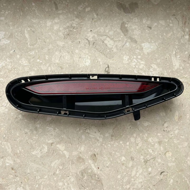 BMW Z4 G29 M-Paket Halter ODBLASK rechts heck 8090050