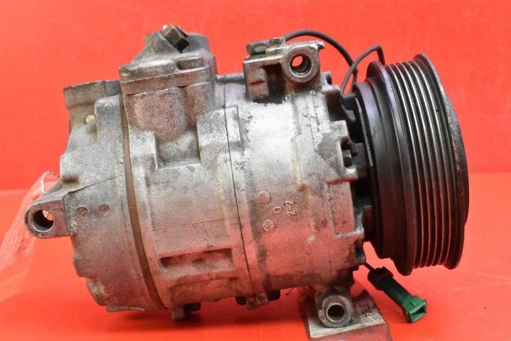 compressor pump of the air conditioning AUDI A4 B5 2.4 V6 165 KM 97-01