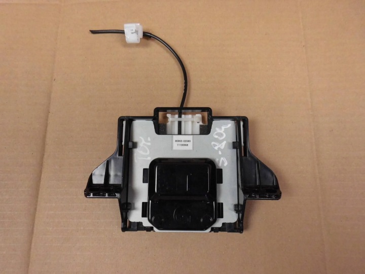 Toyota Corolla XII E21 2018+ aerial module GPS 86860-02080