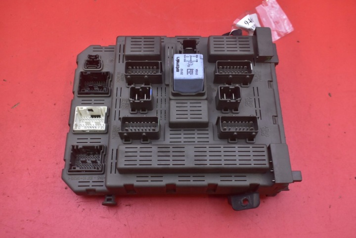 CENTRALINA FUSIBILI BSI 9648723680 PEUGEOT 607 1 e 2.2 HDI 133 KM 00-04