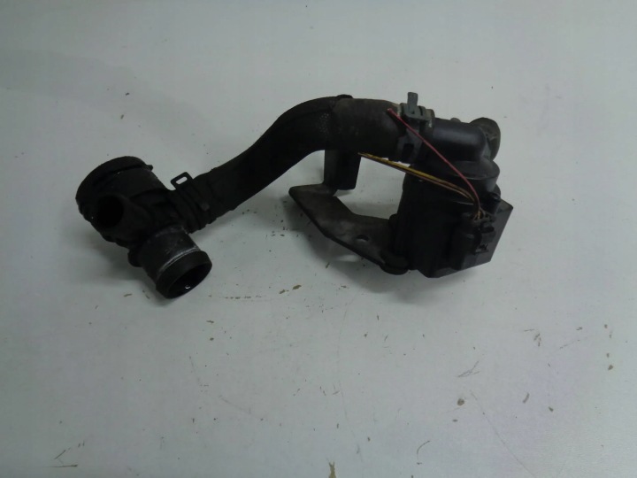 A4 B8 A5 A6 Q5 EXEO 2.0 TDI zusätzliche Wasserpumpe 03L965561