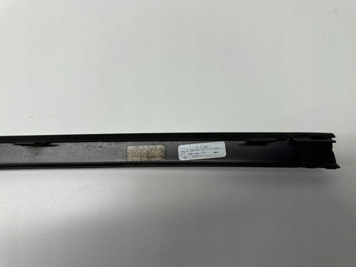 BMW 1 F20 F21 2013 Moldura de Ventanilla Lateral Izquierda 7
