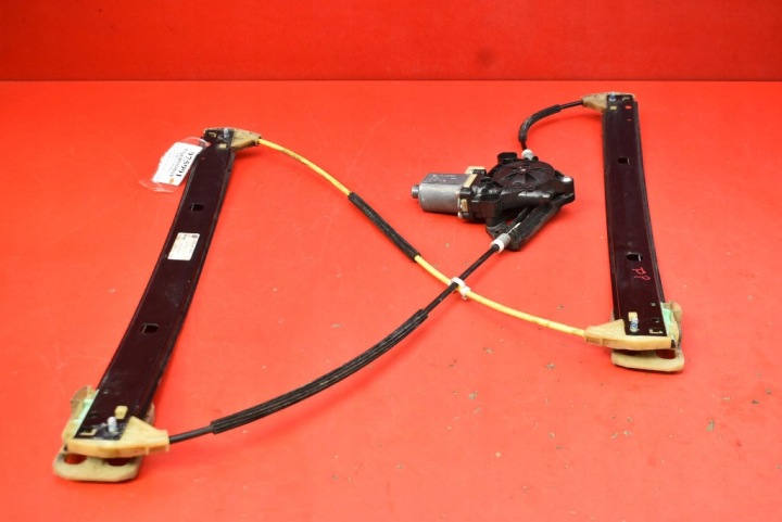 window regulator right front EU 5E083762 SKODA OCTAVIA 3 III 5D HB 13-17