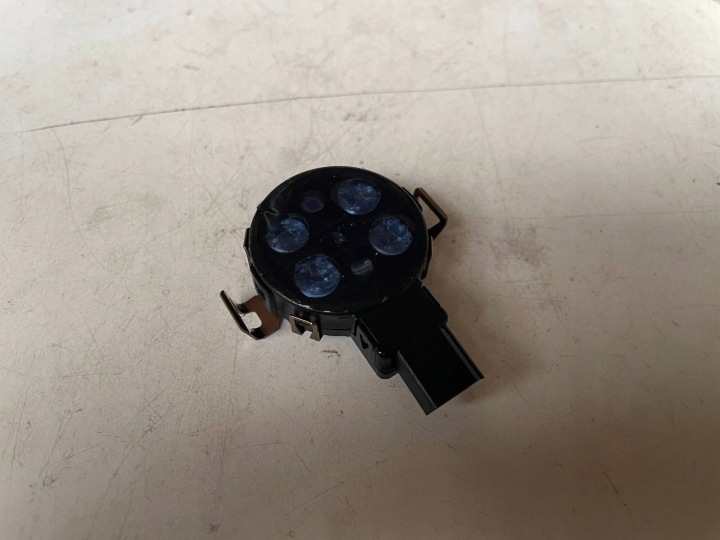 Capteur Pluie KIA STINGER 960003N500 @M