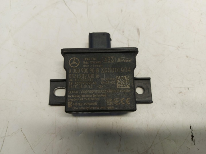 MERCEDES GLA 200 II H247 module control unit of pressure of tyres A0009009018