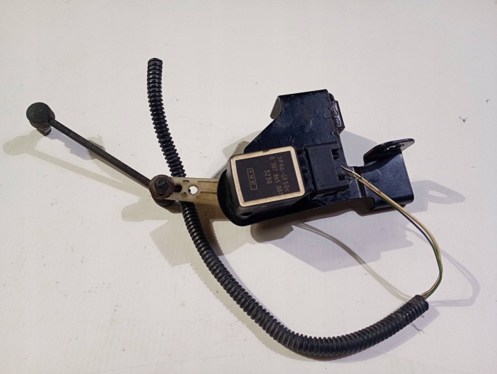 sensor leuchtweitenregulierung heck hinten leuchten lichte Maserati GranTurismo 2008