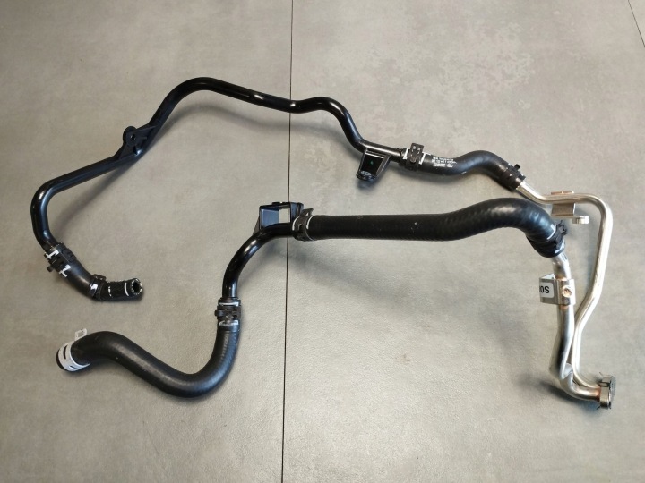 Volkswagen Touran III 2025 wiring hose of water 05E122447F 05E122447L