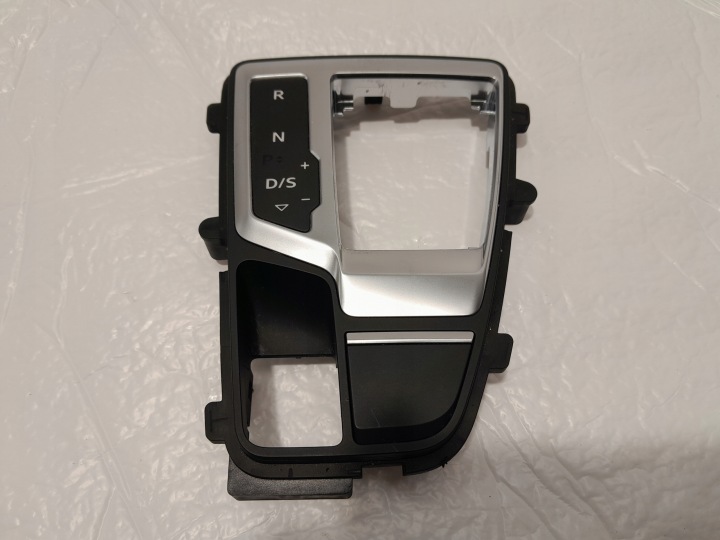AUDI Q5 80A frame PANEL changes of the gear 80B713111C