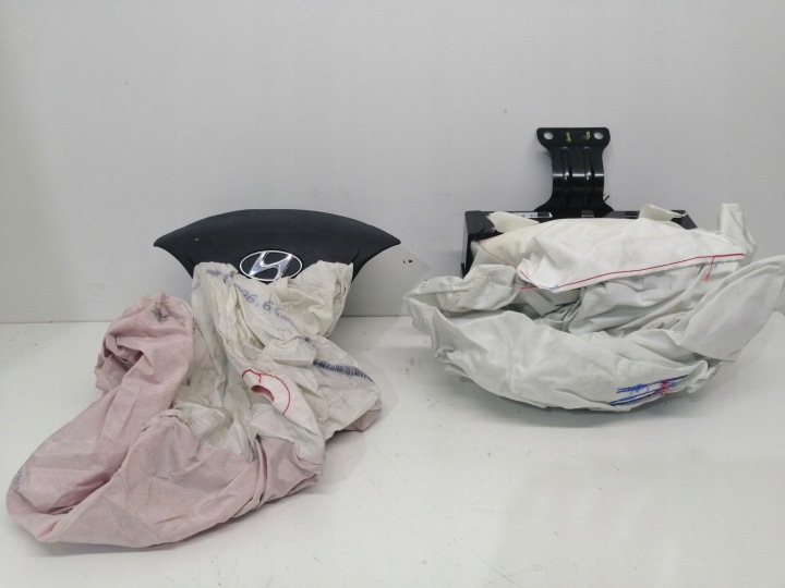 HYUNDAI I30 II AIRBAG AIRBAG PASSEGERS WYSTRZELON