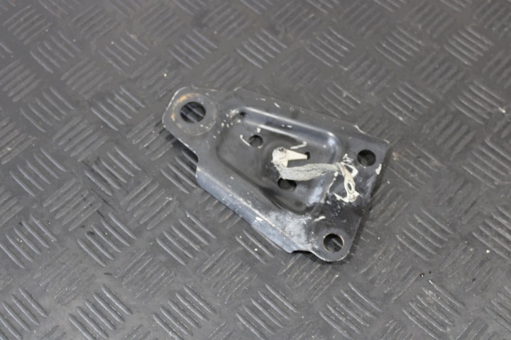 tartó konzola rugózás bal 32216401 VOLVO S60 V60 III 3 2.0D